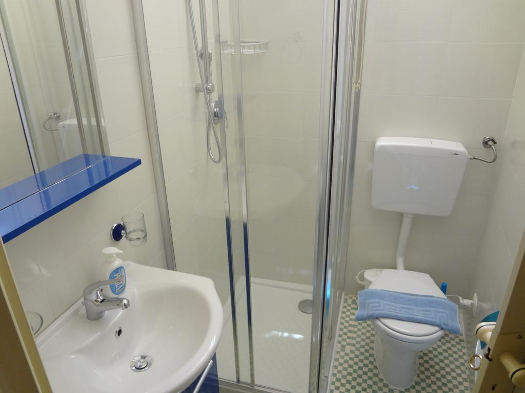 אלקאמו Agli Antichi Quartieri Apartments & Room מראה חיצוני תמונה