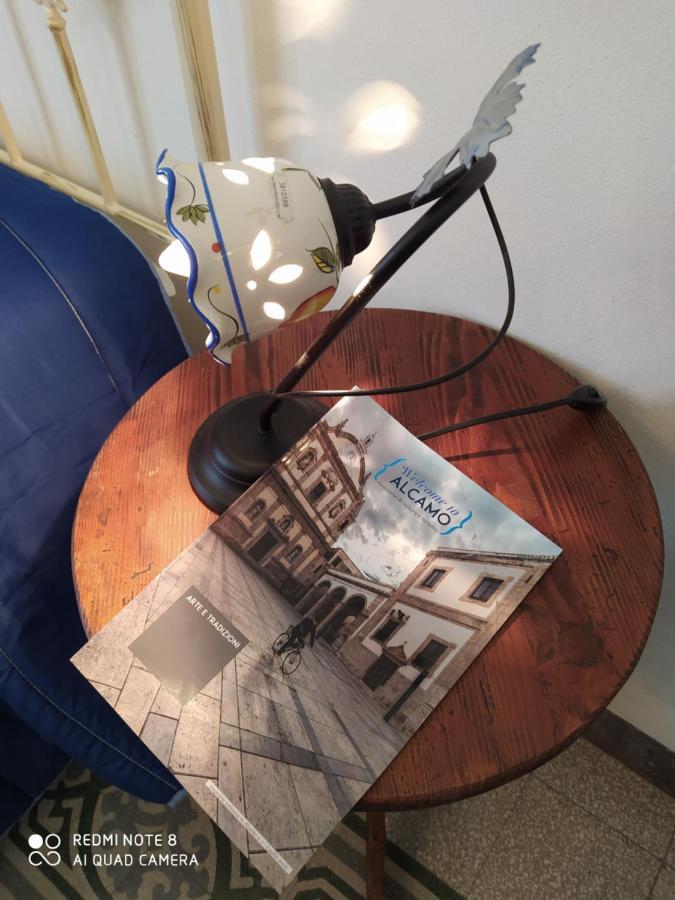 אלקאמו Agli Antichi Quartieri Apartments & Room מראה חיצוני תמונה