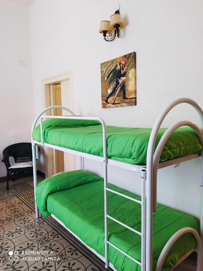 אלקאמו Agli Antichi Quartieri Apartments & Room מראה חיצוני תמונה