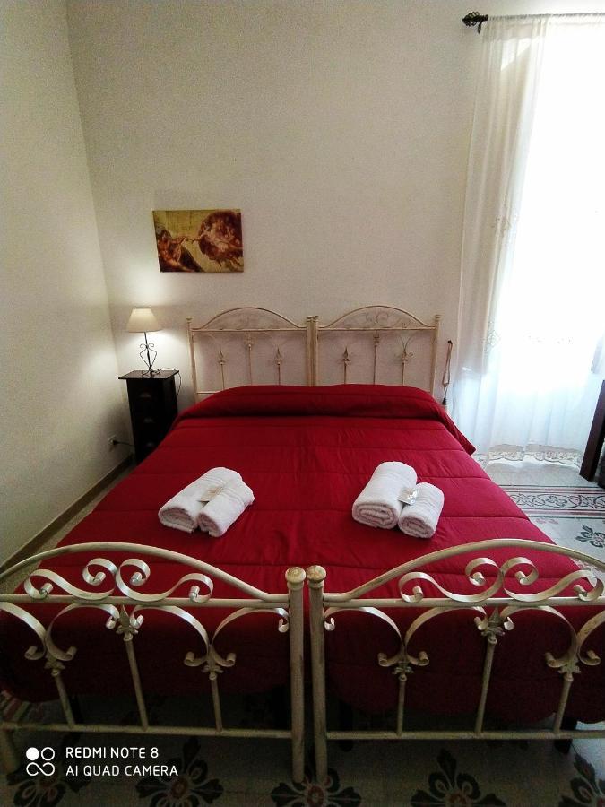 אלקאמו Agli Antichi Quartieri Apartments & Room מראה חיצוני תמונה