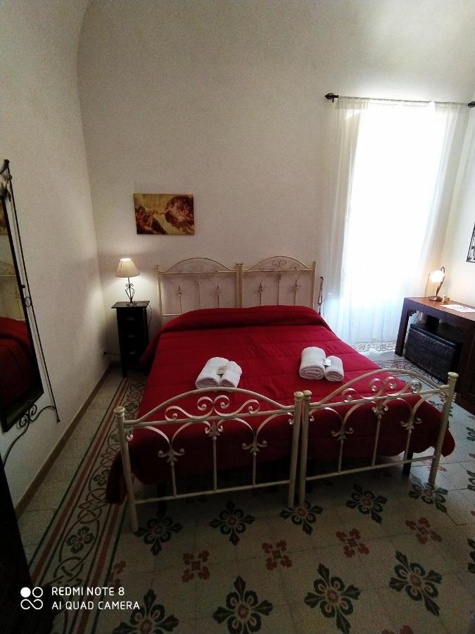 אלקאמו Agli Antichi Quartieri Apartments & Room מראה חיצוני תמונה