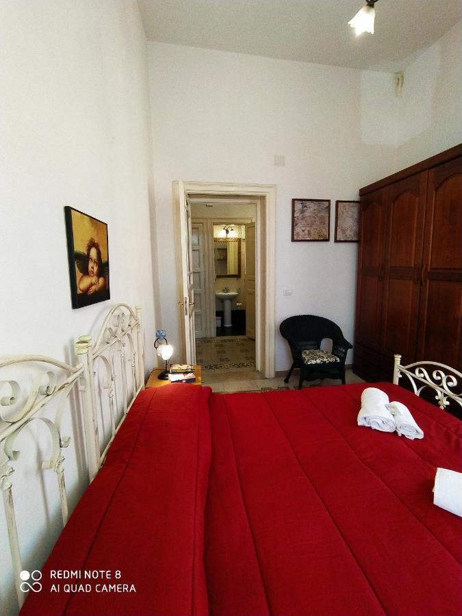 אלקאמו Agli Antichi Quartieri Apartments & Room מראה חיצוני תמונה